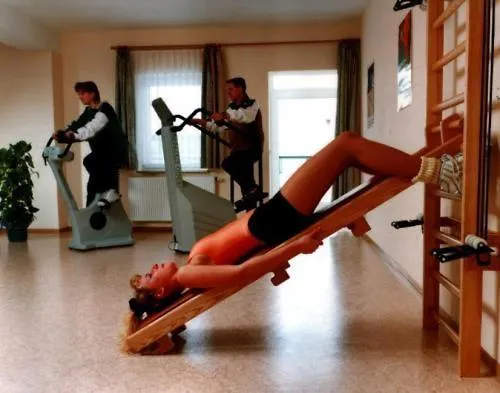 Hotell Zur Guten Quelle 3*